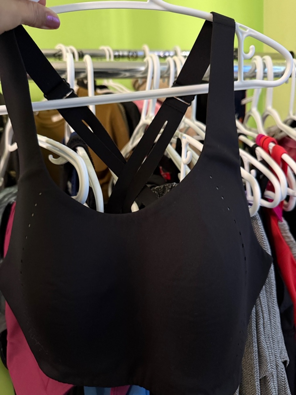 Lululemon sports bra